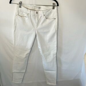 Joe,s jeans white skinny ankle size 30 stretchy